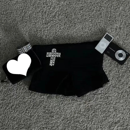 low rise black mini y2K viral shorts